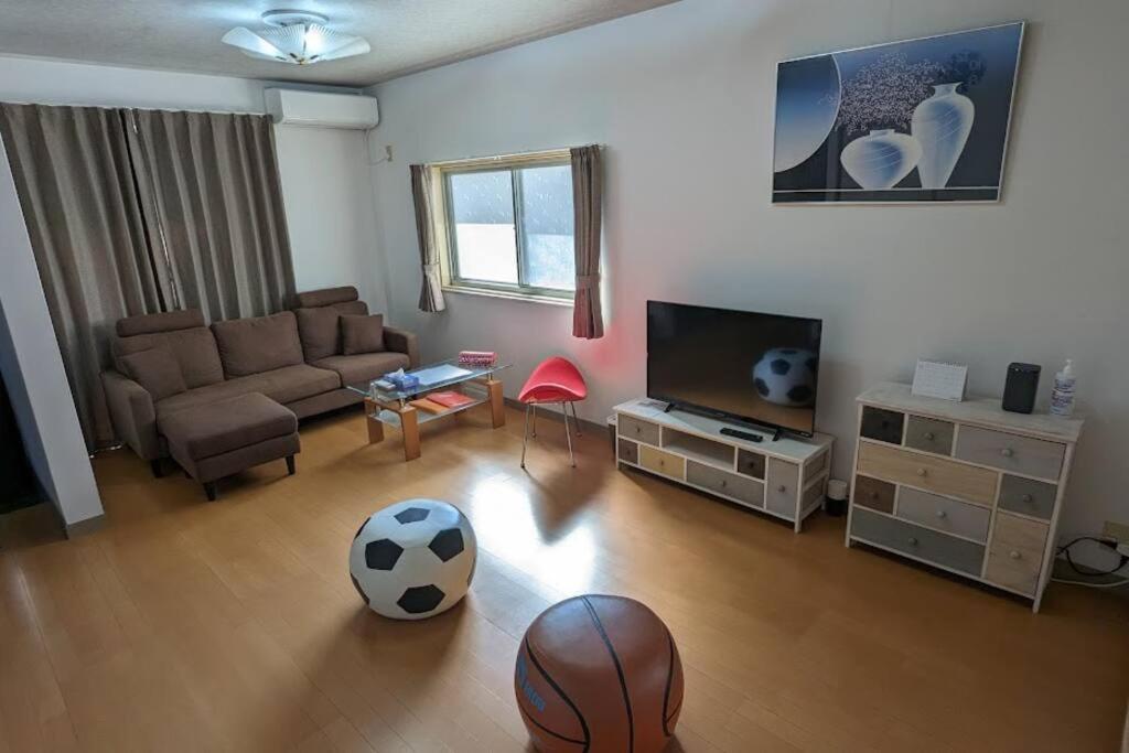 Roomy 4Br Home Sleeps 9／Shinosaka／Large Groups Ngoại thất bức ảnh