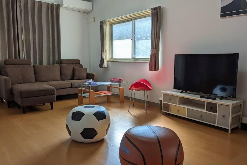 Roomy 4Br Home Sleeps 9／Shinosaka／Large Groups Ngoại thất bức ảnh